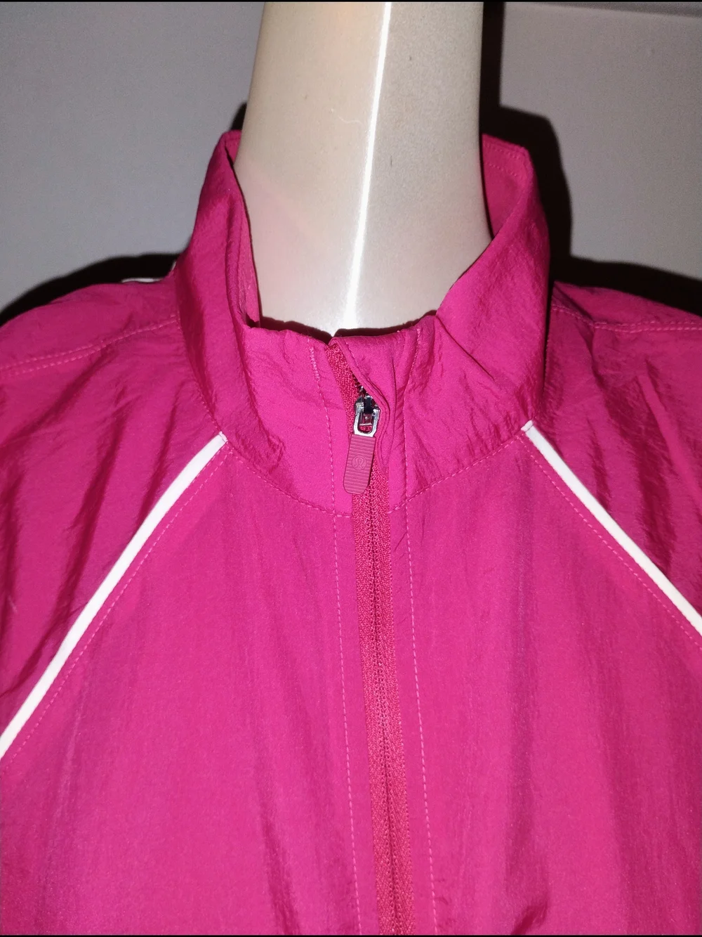 lululemon athletica Women's Pink Lightweight Windbreaker Jacket
